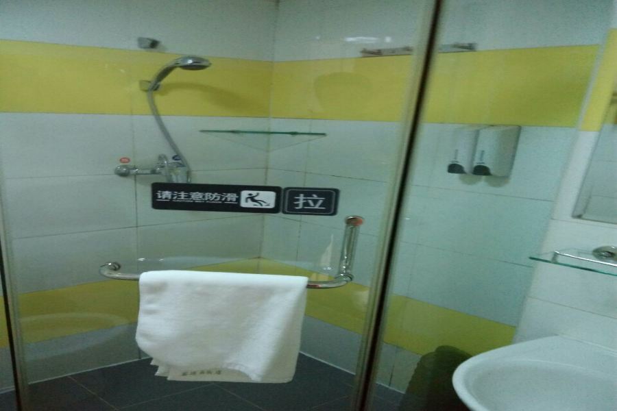 7Days Inn Dalian Gangwan Square Station Port מראה חיצוני תמונה